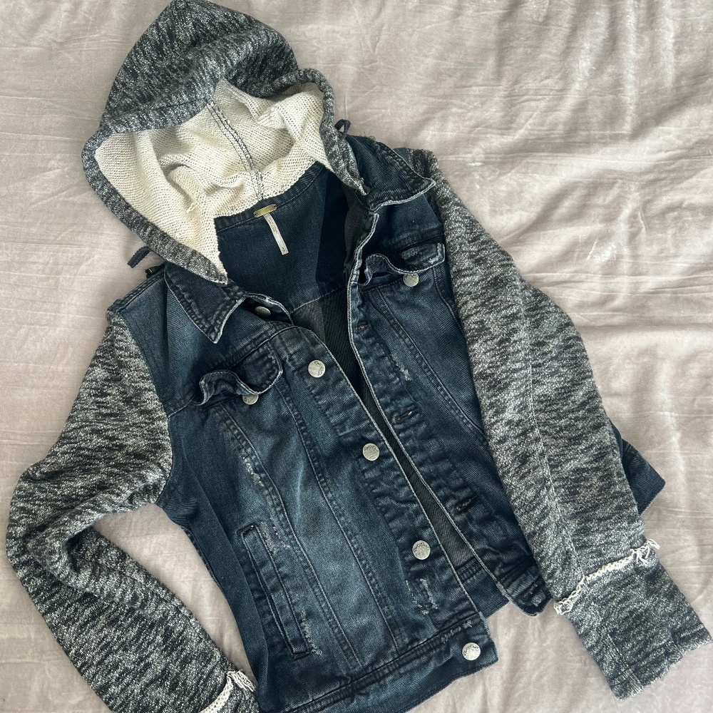 Free People Relaxed Jean Jacket Women’s Small